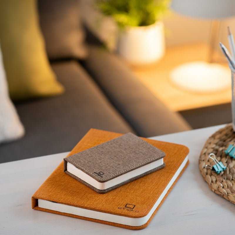 Smart Book Light (Linen Fabric) Adeum