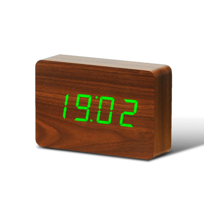 Brick Click Clock Adeum