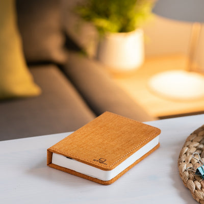 Smart Book Light (Linen Fabric) Adeum